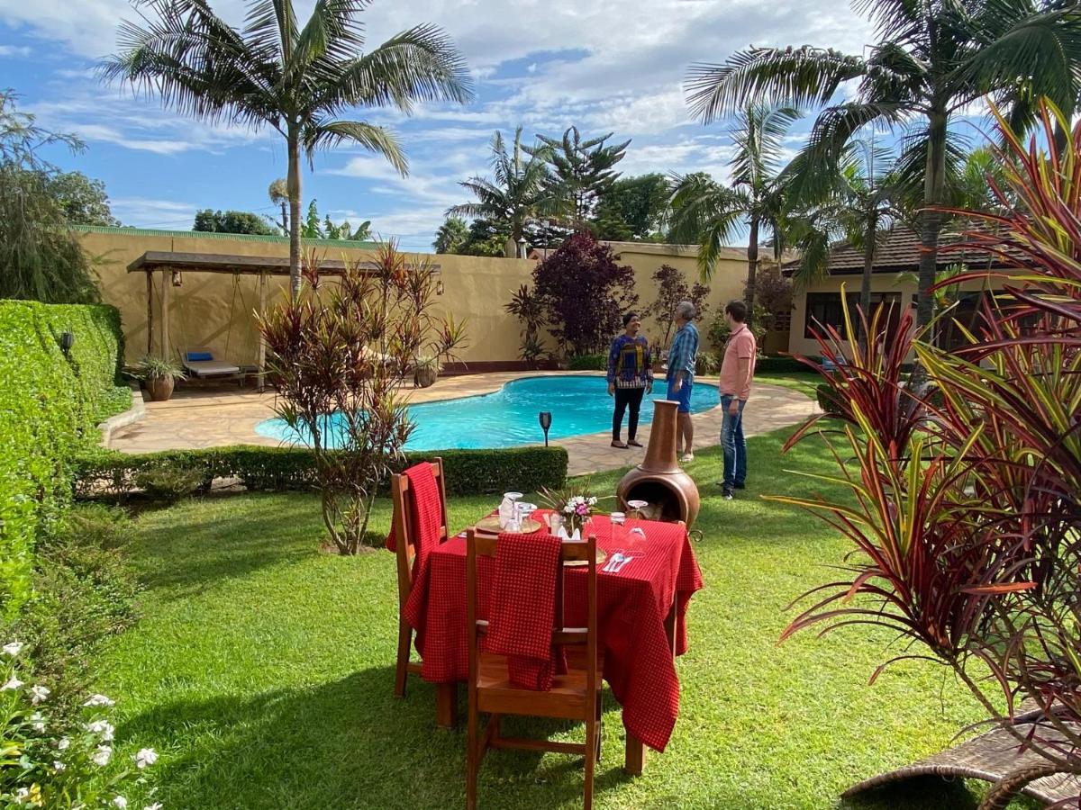 Ahadi Lodge 阿鲁沙 外观 照片